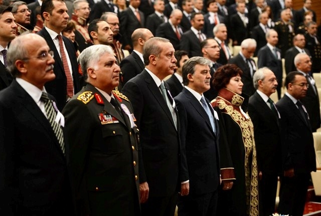 DANIŞTAY'DA GERGİN TOPLANTI 24