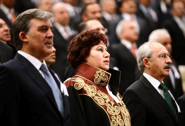 DANIŞTAY'DA GERGİN TOPLANTI 28