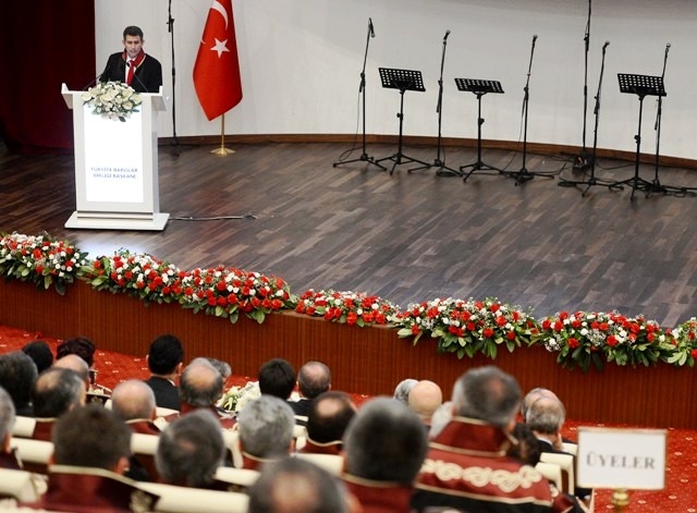 DANIŞTAY'DA GERGİN TOPLANTI 41