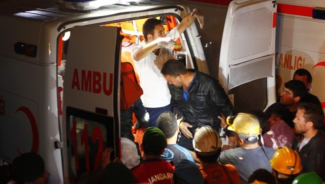 TÜRKİYE SOMA'YA AĞLADI 130