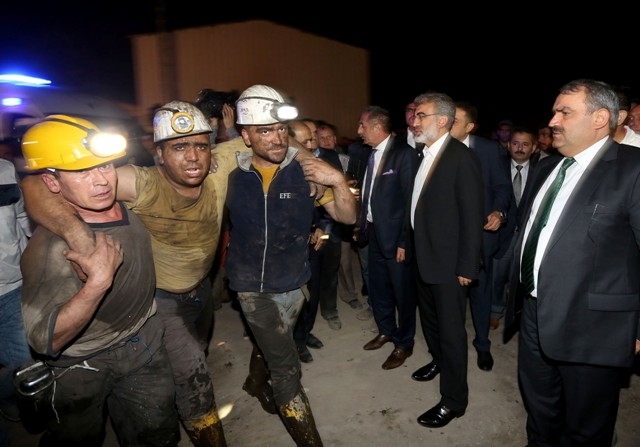 TÜRKİYE SOMA'YA AĞLADI 145