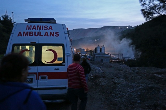 TÜRKİYE SOMA'YA AĞLADI 158