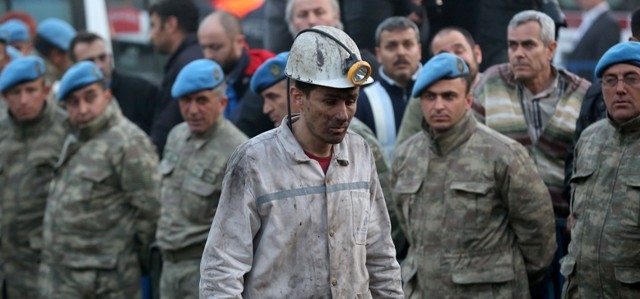 TÜRKİYE SOMA'YA AĞLADI 165