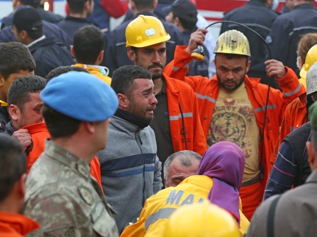 TÜRKİYE SOMA'YA AĞLADI 212