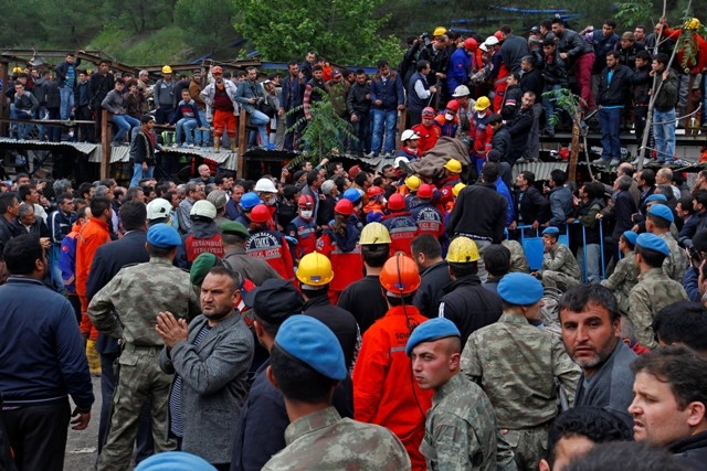 TÜRKİYE SOMA'YA AĞLADI 227