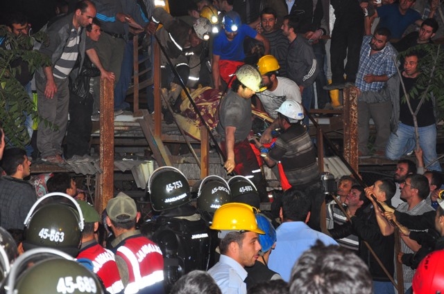 TÜRKİYE SOMA'YA AĞLADI 29