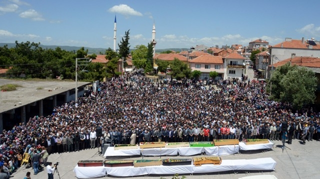 TÜRKİYE SOMA'YA AĞLADI 355