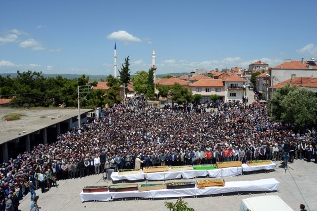 TÜRKİYE SOMA'YA AĞLADI 356