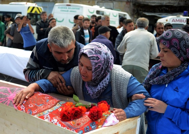 TÜRKİYE SOMA'YA AĞLADI 363