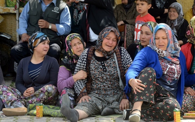 TÜRKİYE SOMA'YA AĞLADI 368