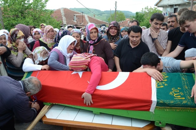 TÜRKİYE SOMA'YA AĞLADI 407