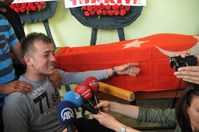 TÜRKİYE SOMA'YA AĞLADI 412