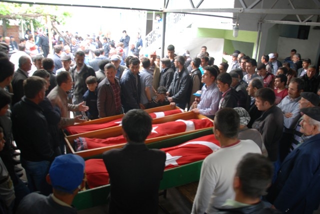 TÜRKİYE SOMA'YA AĞLADI 417
