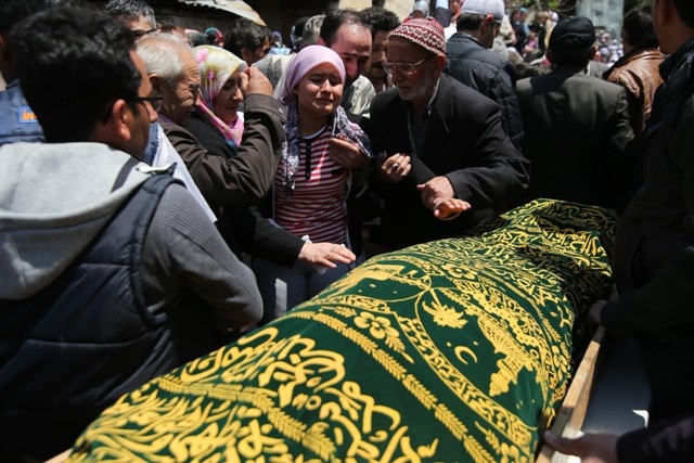 TÜRKİYE SOMA'YA AĞLADI 427