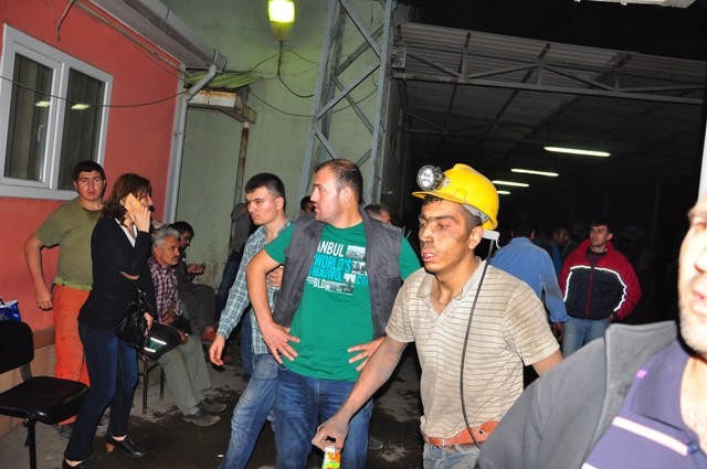 TÜRKİYE SOMA'YA AĞLADI 45