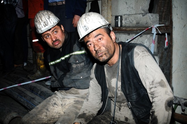 TÜRKİYE SOMA'YA AĞLADI 47
