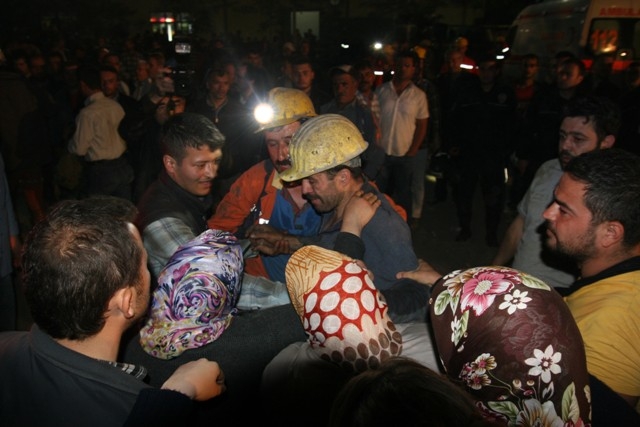TÜRKİYE SOMA'YA AĞLADI 59