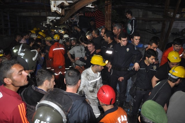 TÜRKİYE SOMA'YA AĞLADI 63