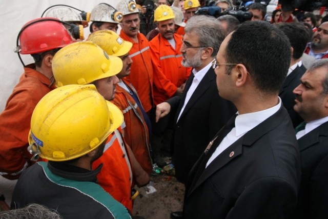 TÜRKİYE SOMA'YA AĞLADI 84