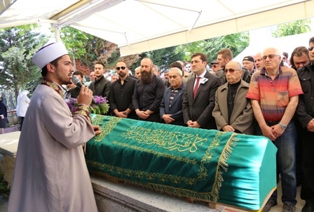 Halit Ergenç‘in acı kaybı 2