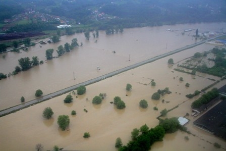 BOSNA HERSEK'TE SEL FELAKETİ