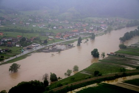 BOSNA HERSEK'TE SEL FELAKETİ