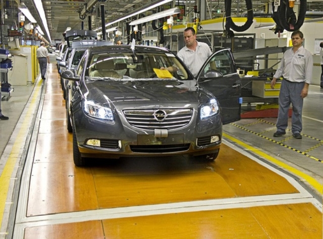 OPEL INSIGNIA BÖYLE ÜRETİLİYOR 8