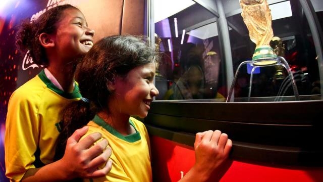 DÜNYA KUPASI BAŞLADI 168