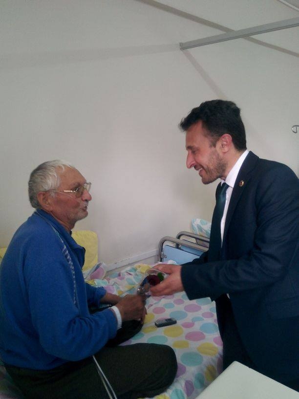 BAŞKAN YERİNDE DURAMIYOR 7