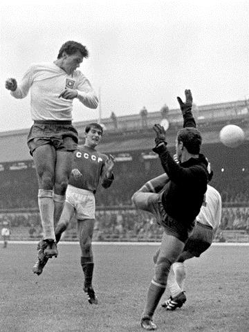 DÜNYA KUPALARININ EN İYİ 100 FUTBOLCUSU 27