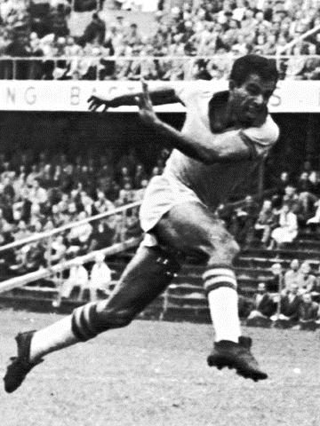 DÜNYA KUPALARININ EN İYİ 100 FUTBOLCUSU 44