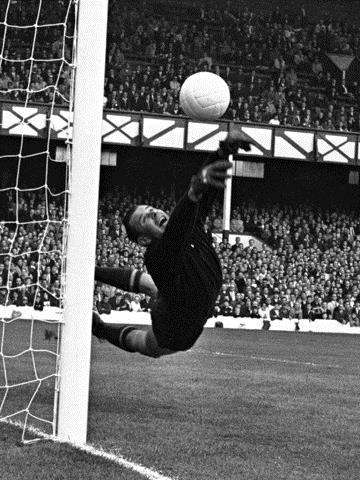 DÜNYA KUPALARININ EN İYİ 100 FUTBOLCUSU 71