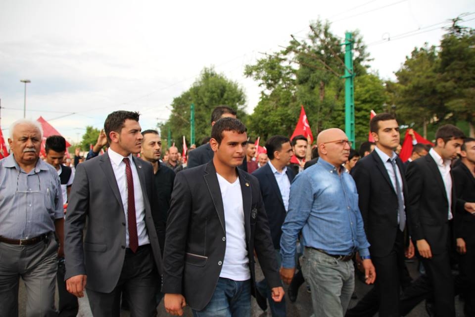 “Bayrağa Saygı Yürüyüşü” 11