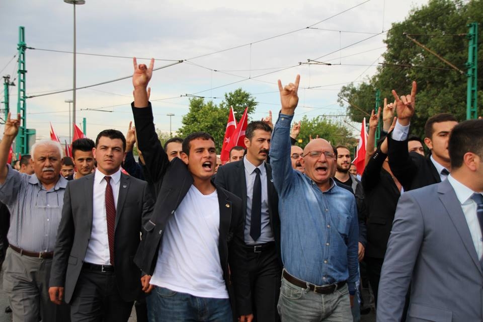 “Bayrağa Saygı Yürüyüşü” 6