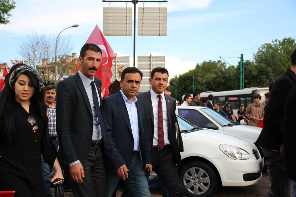 “Bayrağa Saygı Yürüyüşü” 8