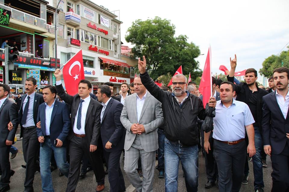 “Bayrağa Saygı Yürüyüşü” 9