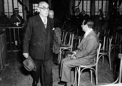 İSMET İNÖNÜ PARALARA KENDİ RESMİNİ BASTIRDI 110