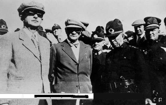 İSMET İNÖNÜ PARALARA KENDİ RESMİNİ BASTIRDI 40