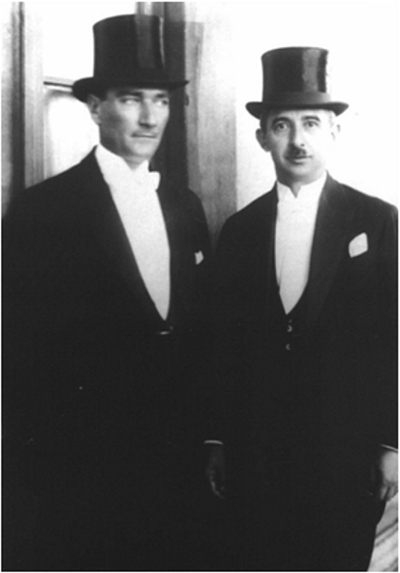 İSMET İNÖNÜ PARALARA KENDİ RESMİNİ BASTIRDI 56