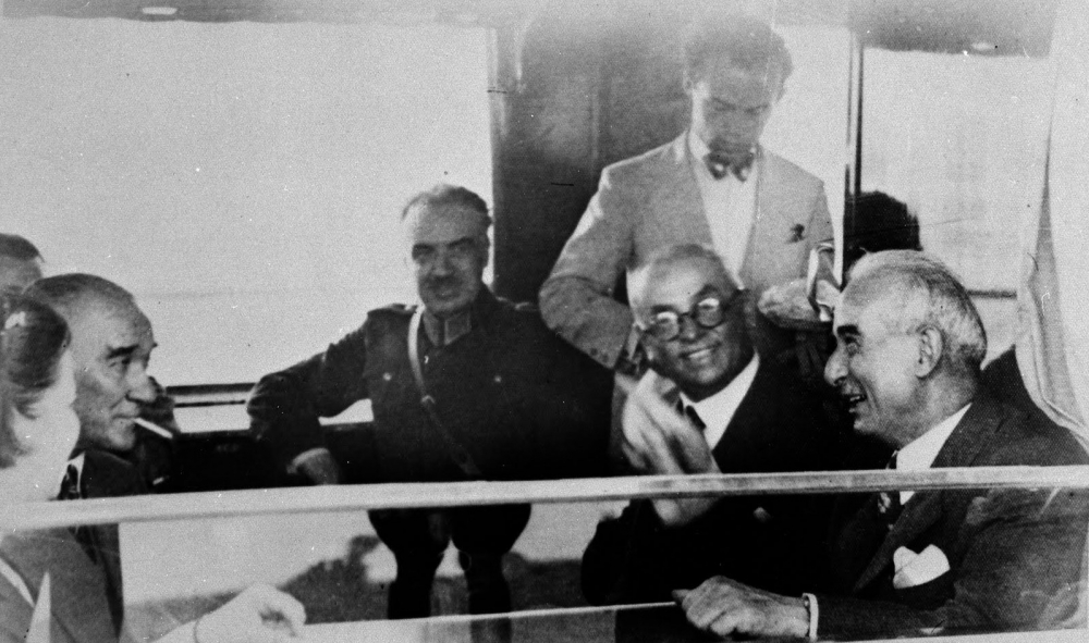 İSMET İNÖNÜ PARALARA KENDİ RESMİNİ BASTIRDI 65
