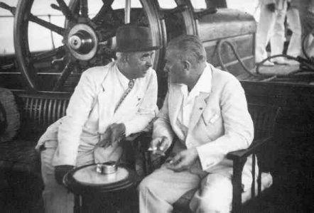 İSMET İNÖNÜ PARALARA KENDİ RESMİNİ BASTIRDI 69