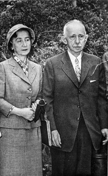 İSMET İNÖNÜ PARALARA KENDİ RESMİNİ BASTIRDI 82