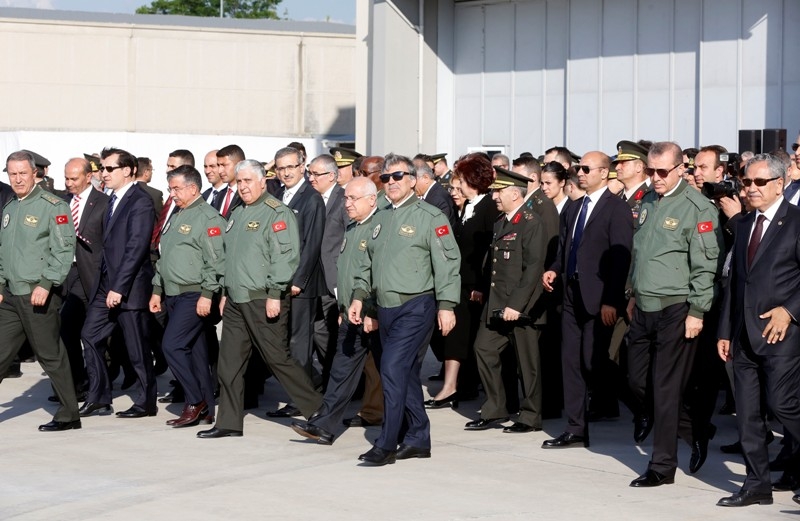 TÜRKİYE'NİN İLK YERLİ HELİKOPTERİ ATAK 32