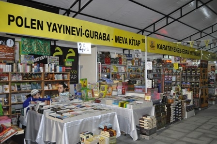 Konya kitap fuarı görüntüleri 15
