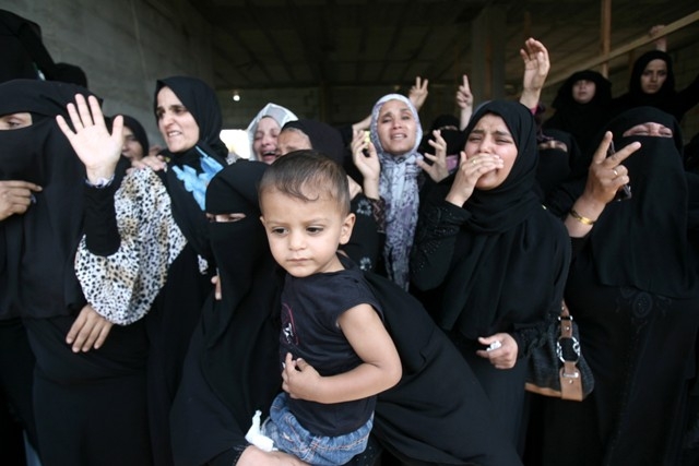 GAZZE'DE İNSANLIK ÖLDÜ! 100