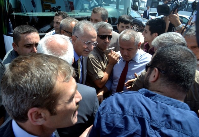 ÇATI ADAY EKMELEDDİN İHSANOĞLU KONYA'DA