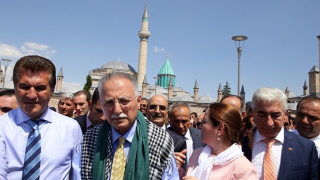 ÇATI ADAY EKMELEDDİN İHSANOĞLU KONYA'DA 23