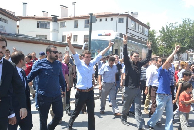 ÇATI ADAY EKMELEDDİN İHSANOĞLU KONYA'DA 31