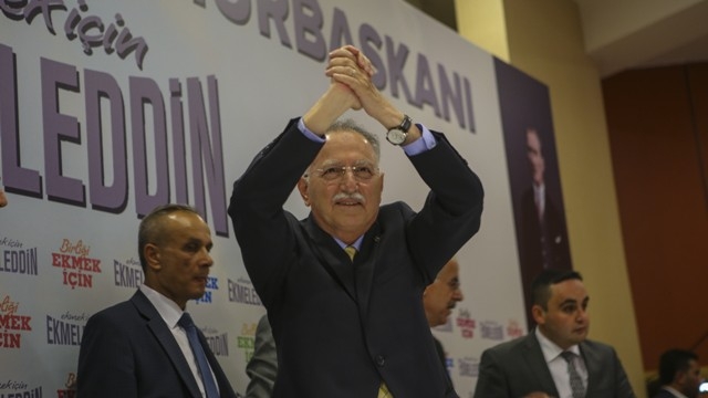 ÇATI ADAY EKMELEDDİN İHSANOĞLU KONYA'DA 33