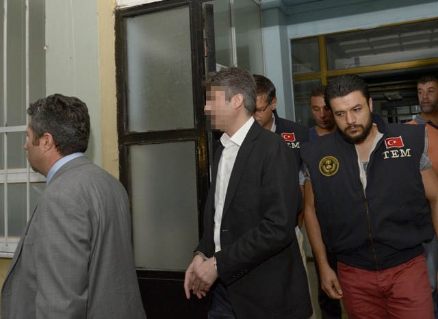 EMNİYETTE PARALEL OPERASYON 11